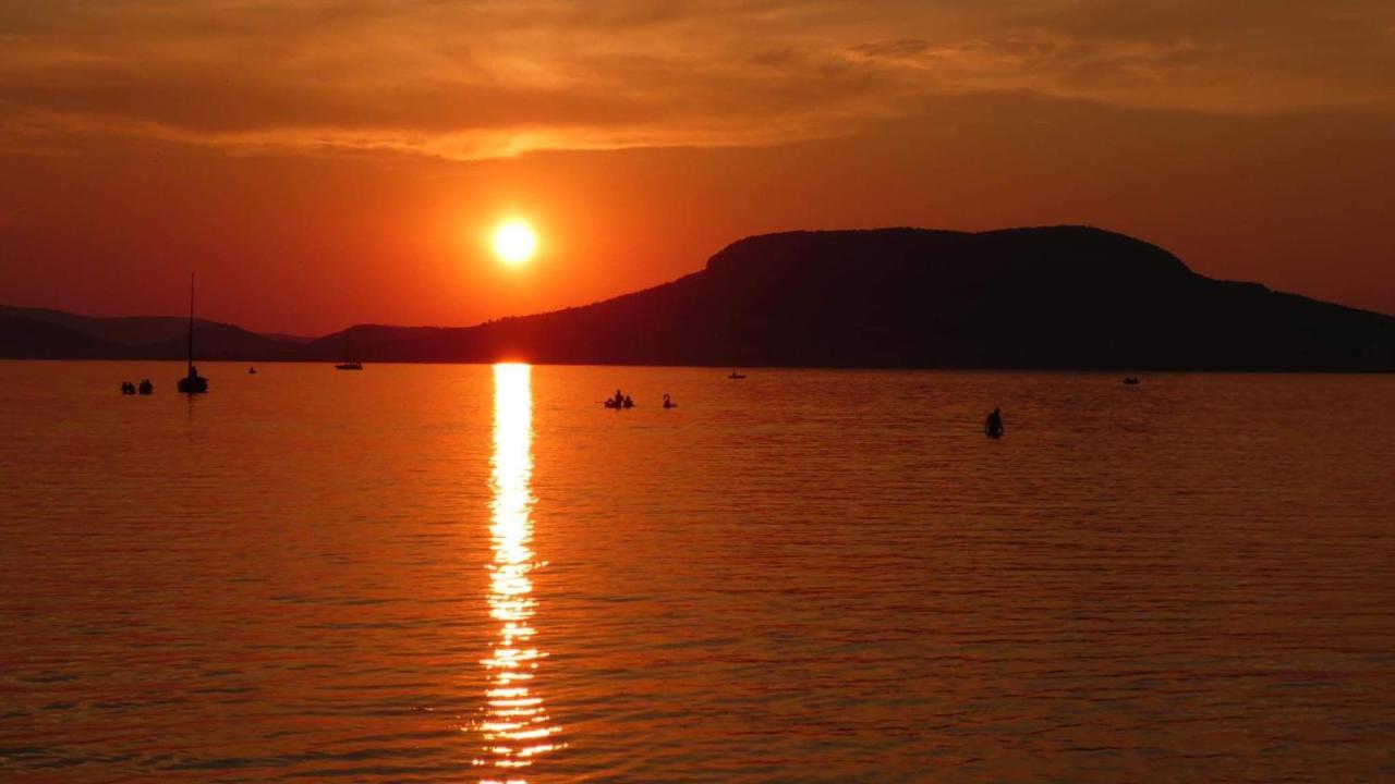 Sunset Plage Apartman Фоньод Экстерьер фото